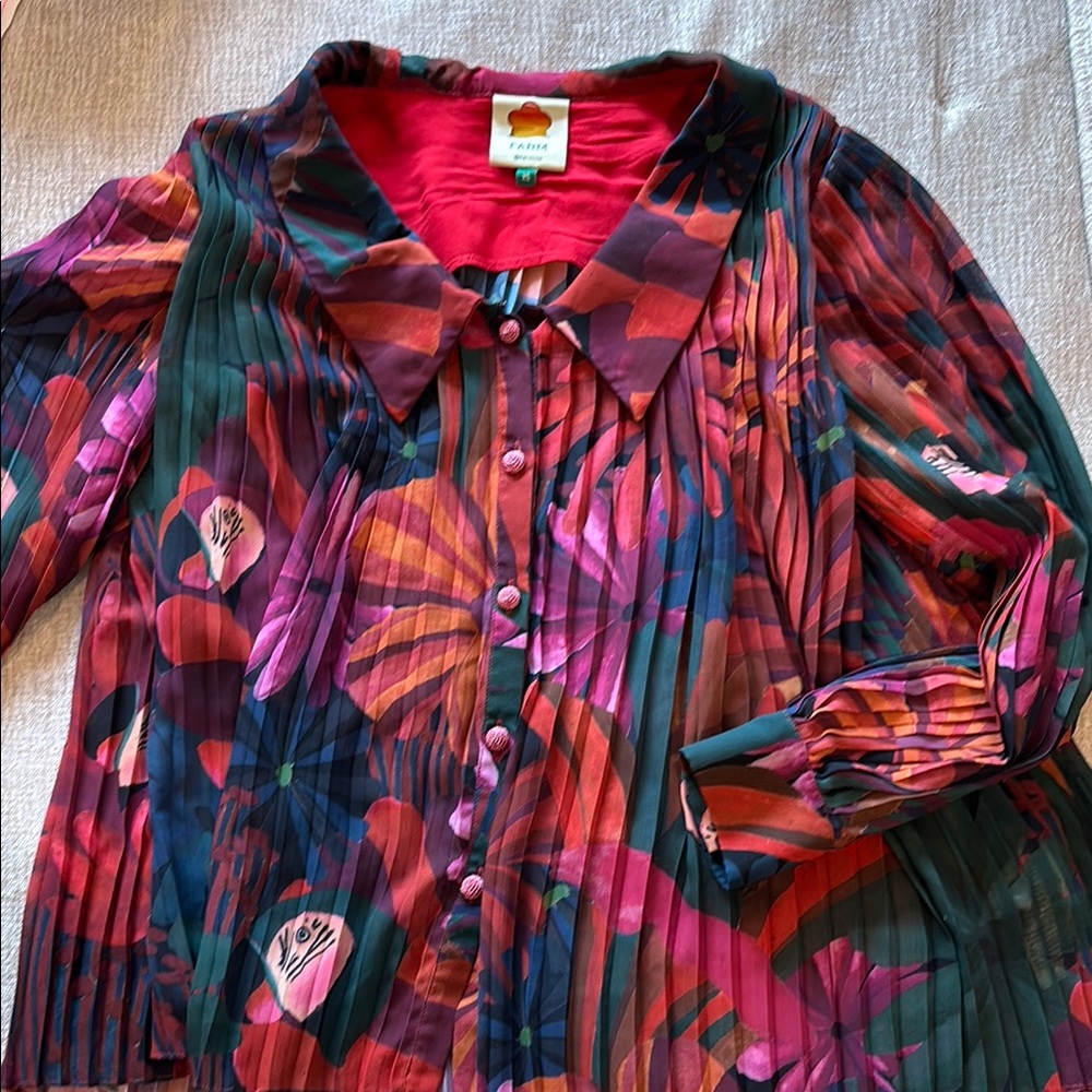 XS Farm Rio Colorful Floral Pleated Blouse